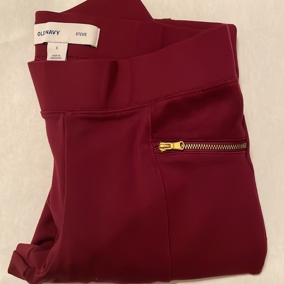 Old Navy Size Small Burgundy Stevie Pant - Picture 2 of 2